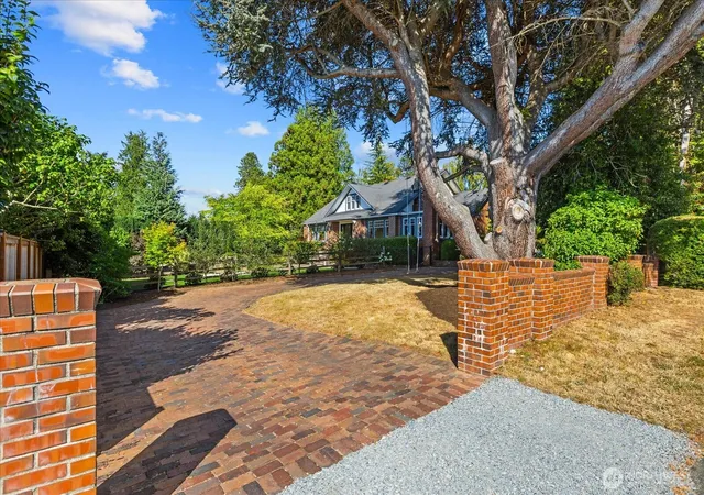 Photo 3 of Single family home for sale at 9819 Cherry St, Edmonds, WA 98020 | MLS# NWM2579182 | Listing updated on 2026-09-28