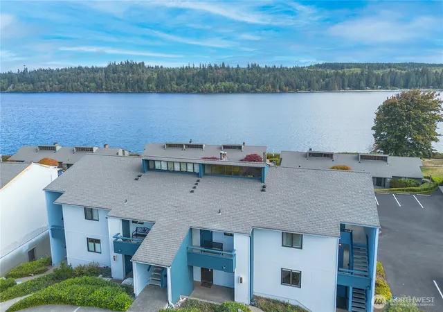 Photo 2 of Condo for sale at 20 Hood Way #20, Port Ludlow, WA 98365 | MLS# NWM2579194 | Listing updated on 2026-09-27