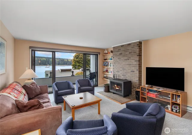 Photo 4 of Condo for sale at 20 Hood Way #20, Port Ludlow, WA 98365 | MLS# NWM2579194 | Listing updated on 2026-09-27