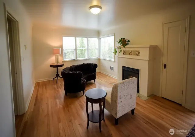 Photo 1 of House for sale at 9202 17th Avenue SW, Seattle, WA 98106 | MLS# NWM2579196 | Listing updated on 2026-09-25