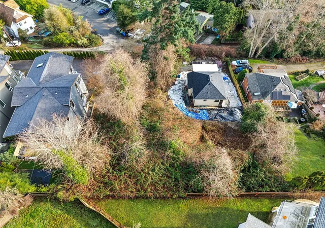 Photo 1 of Land for sale at 4019 Burton Pl W, Seattle, WA 98199 | MLS# NWM2579208 | Listing updated on 2026-09-25