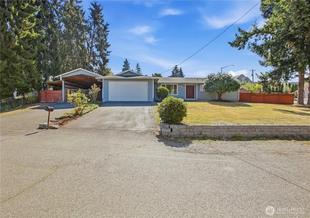Photo 3 of Single family home for sale at 12405 Se 270th Street, Kent, WA 98030 | MLS# NWM2579217 | Listing updated on 2026-09-20