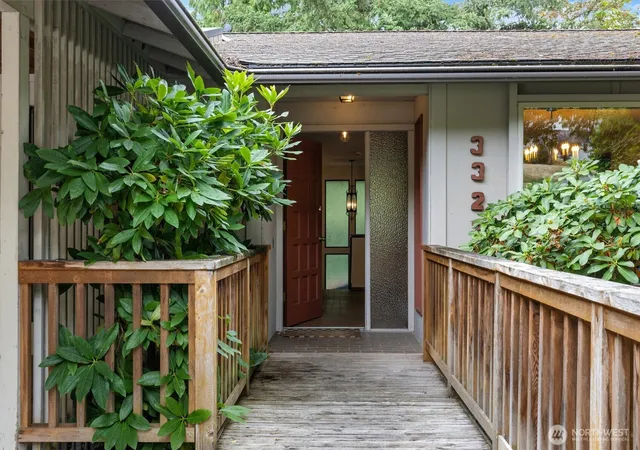 Photo 3 of Single family home for sale at 3322 102nd Avenue Ne, Bellevue, WA 98004 | MLS# NWM2579234 | Listing updated on 2026-09-30