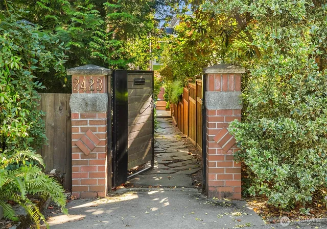 Photo 2 of Sale Pending at 2423 Ne 75th Street, Seattle, WA 98115 | MLS# NWM2579243 | Listing updated on 2026-09-17