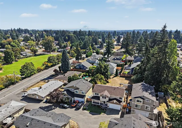 Photo 40 of Sale Pending at 2021 NE 25th Place, Renton, WA 98056 | MLS# NWM2579248 | Listing updated on 2026-10-26