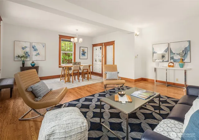 Photo 4 of Single family home for sale at 6827 28th Avenue NE, Seattle, WA 98115 | MLS# NWM2579275 | Listing updated on 2026-10-01
