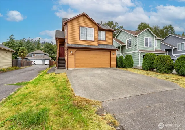 Photo 1 of Single family home for sale at 11850 44th Place S, Tukwila, WA 98178 | MLS# NWM2579278 | Listing updated on 2026-09-27