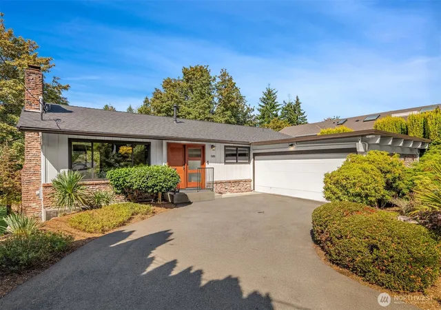 Photo 1 of Single family home for sale at 5203 111th Avenue Ne, Kirkland, WA 98033 | MLS# NWM2579311 | Listing updated on 2026-10-01