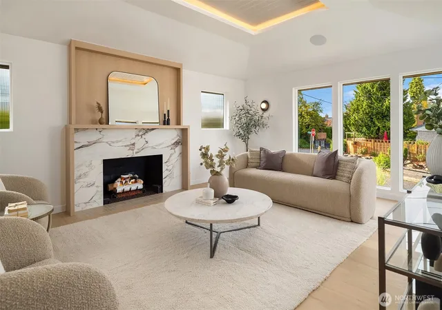 Photo 3 of Sale Pending at 3405 E Pine St, Seattle, WA 98122 | MLS# NWM2579317 | Listing updated on 2026-09-25