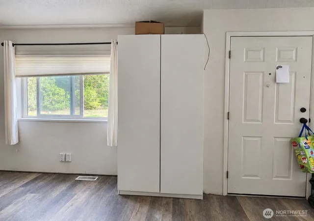 Photo 3 of Manufactured home for sale at 29708 7th Avenue E, Roy, WA 98580 | MLS# NWM2579330 | Listing updated on 2026-10-08