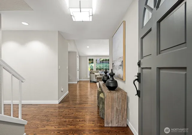 Photo 3 of Sale Pending at 6520 113th Place Se, Bellevue, WA 98006 | MLS# NWM2579332 | Listing updated on 2026-09-25