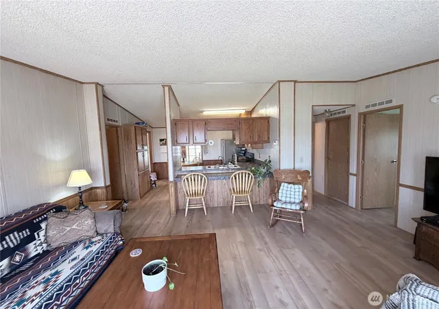 Photo 3 of Sale Pending at 731 Thomas Rd, Ellensburg, WA 98926 | MLS# NWM2579360 | Listing updated on 2026-09-24