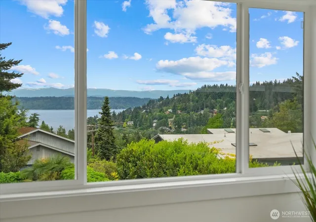 Photo 2 of Single family home for sale at 228 SW 183rd Street, Normandy Park, WA 98166 | MLS# NWM2579365 | Listing updated on 2026-09-23