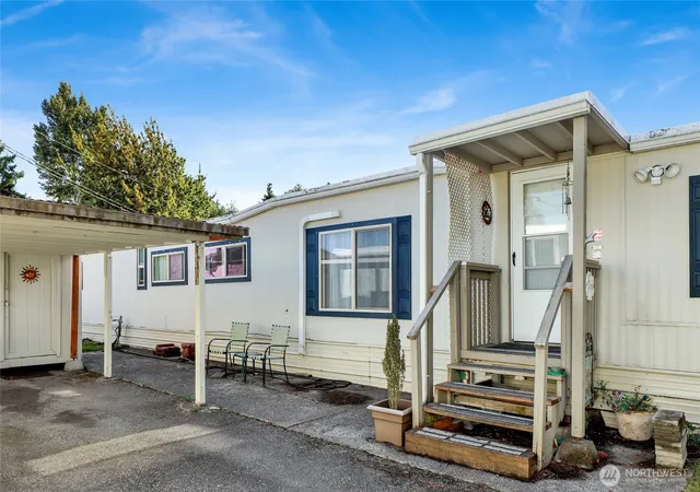 Photo 3 of Manufactured home for sale at 2400 Donovan Ave #37, Bellingham, WA 98225 | MLS# NWM2579373 | Listing updated on 2026-10-01
