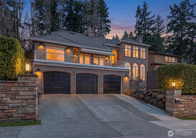 Photo 1 of Sale Pending at 4550 49th Avenue Ne, Seattle, WA 98105 | MLS# NWM2579388 | Listing updated on 2026-10-13