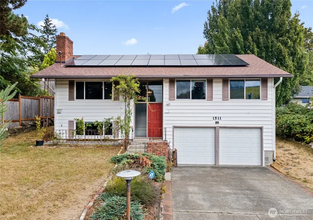 Photo 1 of Single family home for sale at 1511 N Orchard St, Tacoma, WA 98406 | MLS# NWM2579402 | Listing updated on 2026-09-21