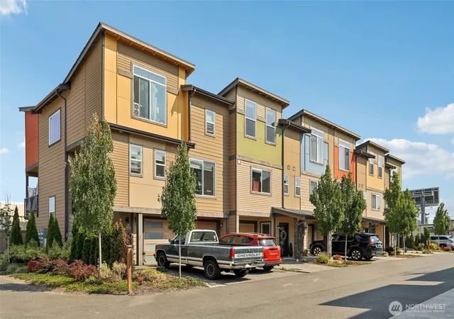 Photo 27 of Townhouse for sale at 22923 79th Lane W #B, Edmonds, WA 98026 | MLS# NWM2579425 | Listing updated on 2026-10-10