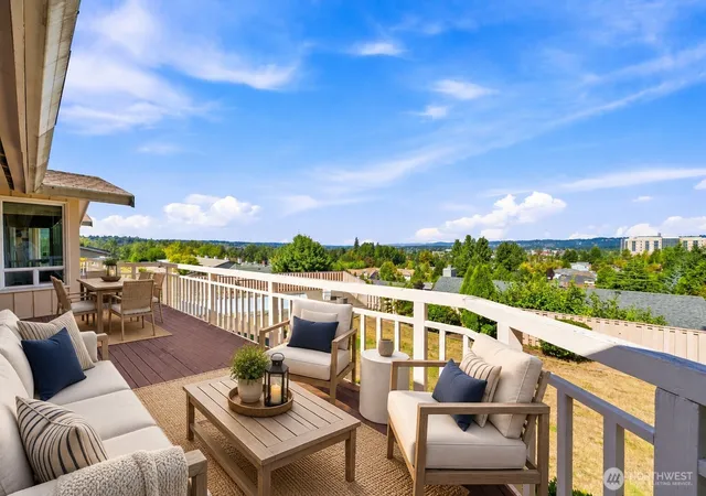 Photo 2 of Sale Pending at 214 19th Avenue Se, Puyallup, WA 98372 | MLS# NWM2579428 | Listing updated on 2026-10-09