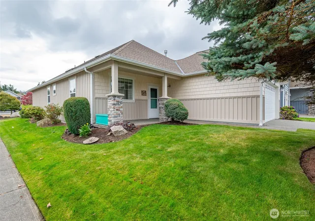 Photo 3 of Single family home for sale at 1300 Sw Windsor St, Oak Harbor, WA 98277 | MLS# NWM2579438 | Listing updated on 2026-09-25