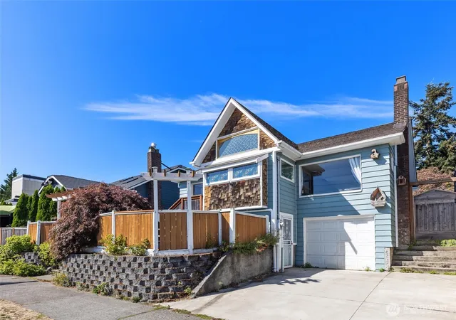Photo 1 of Townhouse for sale at 712 Nw 65th Street, Seattle, WA 98117 | MLS# NWM2579499 | Listing updated on 2026-10-01