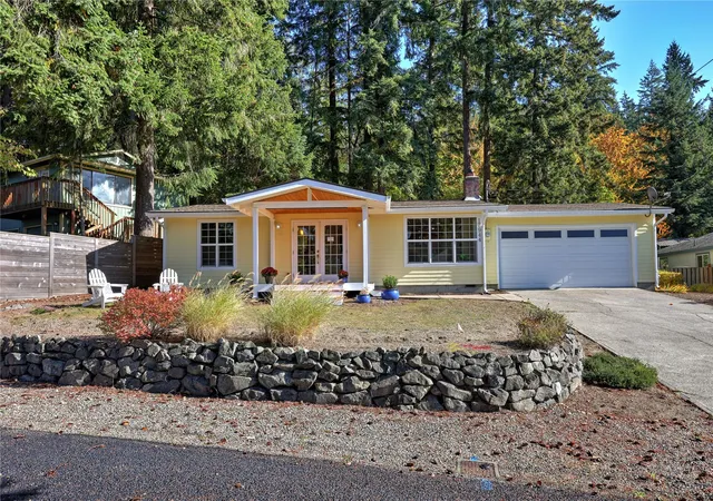 Photo 3 of Sale Pending at 17944 Thompson Pl NE, Poulsbo, WA 98370 | MLS# NWM2579506 | Listing updated on 2026-10-26