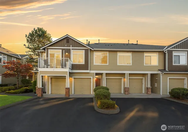 Photo 1 of Townhouse for sale at 535 241st Lane Se, Sammamish, WA 98074 | MLS# NWM2579528 | Listing updated on 2026-09-23