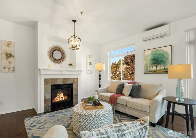Photo 3 of Townhouse for sale at 535 241st Lane SE, Sammamish, WA 98074 | MLS# NWM2579528 | Listing updated on 2026-09-23