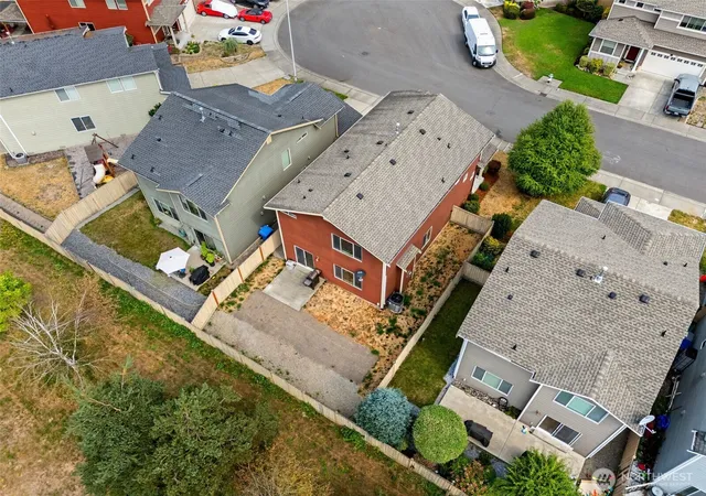Photo 4 of Single family home for sale at 5030 35th Street E, Fife, WA 98424 | MLS# NWM2579531 | Listing updated on 2026-09-19