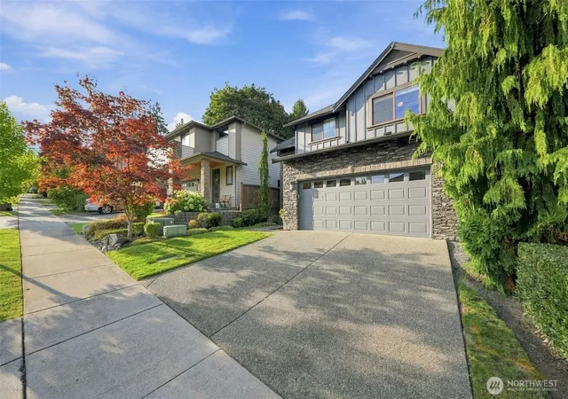 Photo 3 of Single family home for sale at 3725 200th Place SE, Bothell, WA 98012 | MLS# NWM2579534 | Listing updated on 2026-09-23