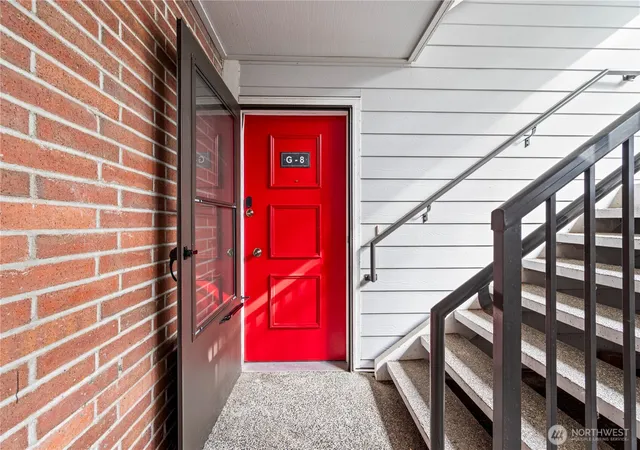 Photo 2 of Sale Pending at 15214 Ne 8th Street #G8, Bellevue, WA 98007 | MLS# NWM2579535 | Listing updated on 2026-09-26