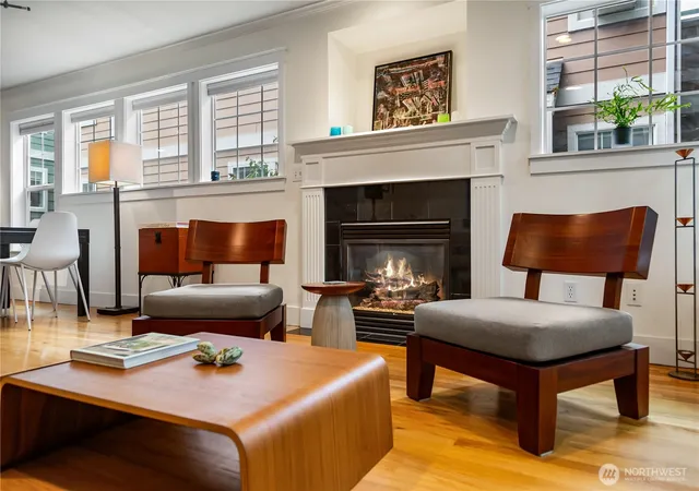 Photo 3 of Sale Pending at 128 B 25th Ave E, Seattle, WA 98112 | MLS# NWM2579541 | Listing updated on 2026-09-25