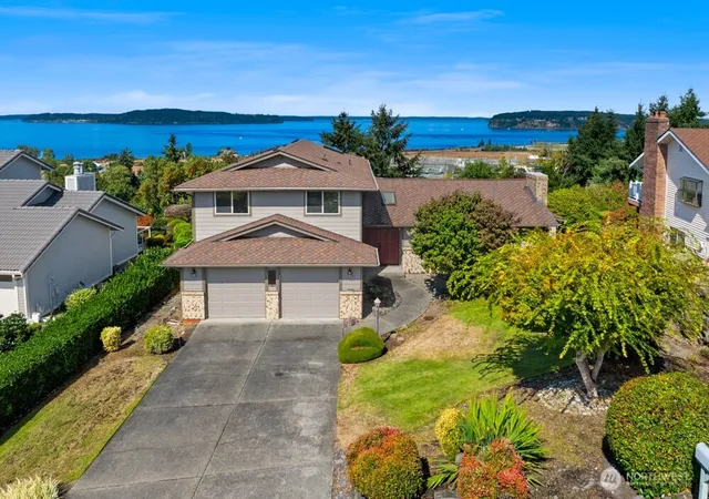 Photo 1 of Single family home for sale at 7404 100th Avenue Sw, Lakewood, WA 98498 | MLS# NWM2579551 | Listing updated on 2026-09-28