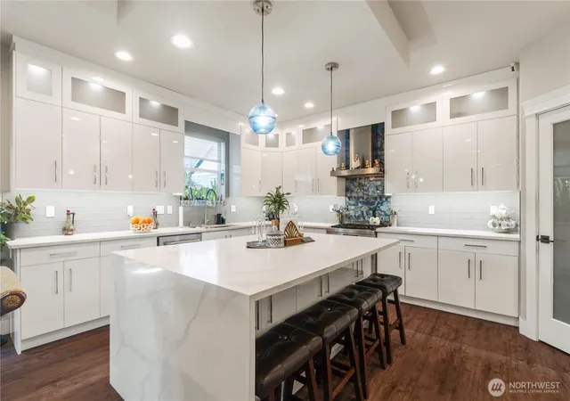 Photo 2 of Single family home for sale at 5315 Coastal Loop, Blaine, WA 98230 | MLS# NWM2579559 | Listing updated on 2026-09-30