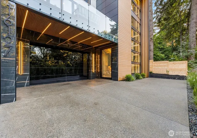 Photo 2 of Single family home for sale at 16127 Se 44th Way, Bellevue, WA 98006 | MLS# NWM2579574 | Listing updated on 2026-09-23