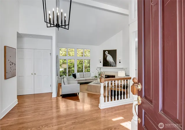 Photo 3 of Single family home for sale at 8140 Evergreen Ln, Mercer Island, WA 98040 | MLS# NWM2579580 | Listing updated on 2026-10-01