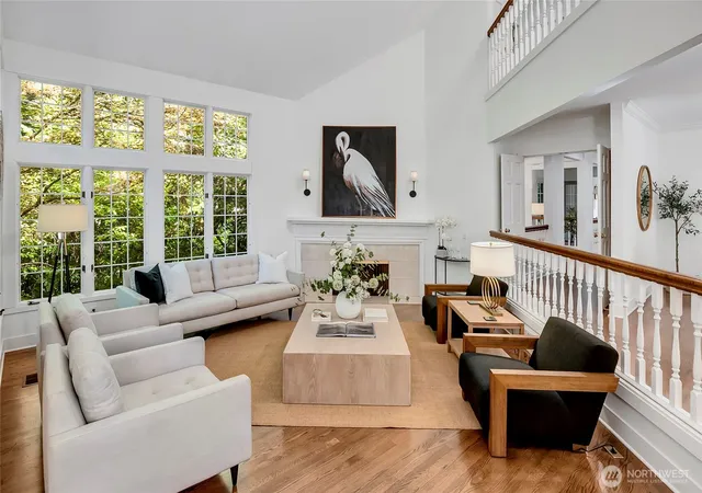 Photo 3 of Single family home for sale at 8140 Evergreen Ln, Mercer Island, WA 98040 | MLS# NWM2579580 | Listing updated on 2026-10-01