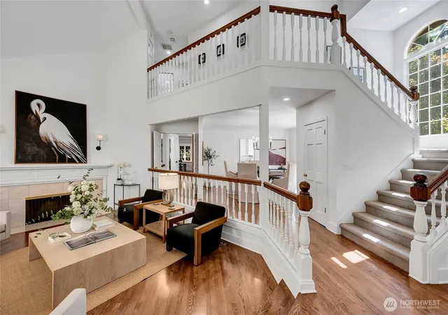 Photo 4 of Single family home for sale at 8140 Evergreen Ln, Mercer Island, WA 98040 | MLS# NWM2579580 | Listing updated on 2026-10-01