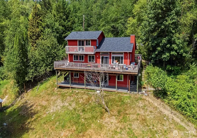Photo 4 of Single family home for sale at 40420 145th Place SE, Gold Bar, WA 98251 | MLS# NWM2579591 | Listing updated on 2026-09-30