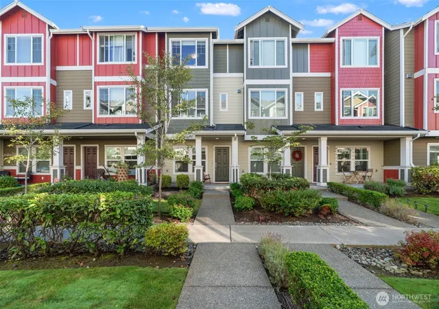 Photo 1 of Condo for sale at 13304 46th Avenue Se #4, Bothell, WA 98012 | MLS# NWM2579594 | Listing updated on 2026-10-01