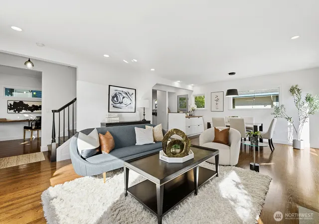 Photo 3 of Sale Pending at 6202 Ravenna Ave NE, Seattle, WA 98115 | MLS# NWM2579605 | Listing updated on 2026-09-25