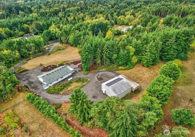 Photo 2 of Single family home for sale at 85 St James Pl, Port Townsend, WA 98368 | MLS# NWM2579617 | Listing updated on 2026-09-25