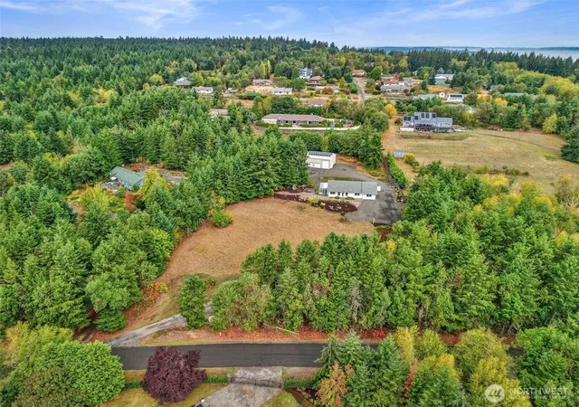 Photo 3 of Single family home for sale at 85 St James Pl, Port Townsend, WA 98368 | MLS# NWM2579617 | Listing updated on 2026-09-25