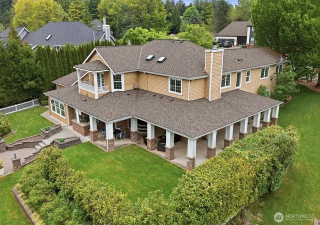 Photo 3 of Single family home for sale at 4511 238th Place Se, Sammamish, WA 98029 | MLS# NWM2579625 | Listing updated on 2026-10-02