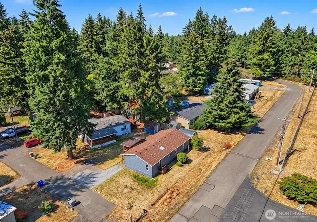 Photo 3 of Manufactured home for sale at 8917 226th Street Ct E #40, Graham, WA 98338 | MLS# NWM2579630 | Listing updated on 2026-09-25