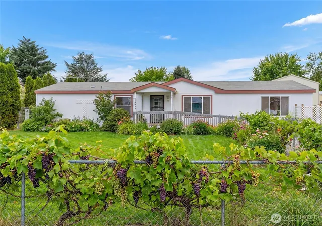 Manufactured home for sale at 14934 Golden Delicious, Entiat, WA 98822 | MLS# NWM2579634