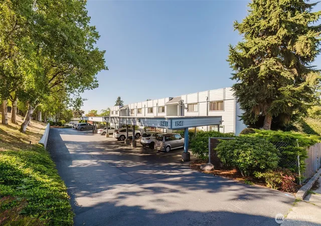 Photo 1 of Condo for sale at 1541 Sheridan Rd #E3, Bremerton, WA 98310 | MLS# NWM2579644 | Listing updated on 2026-09-29