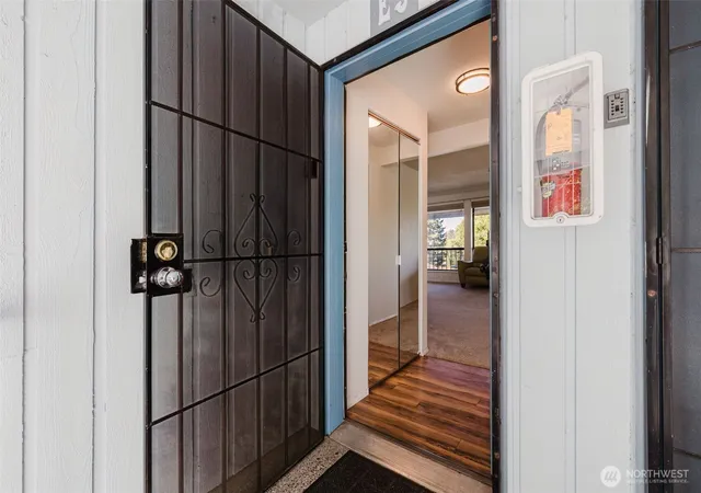 Photo 3 of Condo for sale at 1541 Sheridan Rd #E3, Bremerton, WA 98310 | MLS# NWM2579644 | Listing updated on 2026-09-29