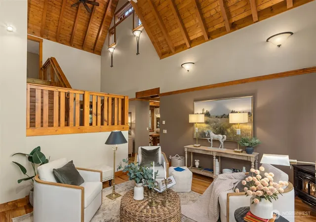 Photo 4 of Single family home for sale at 9000 Kono Rd NE, Bainbridge Island, WA 98110 | MLS# NWM2579657 | Listing updated on 2026-10-24