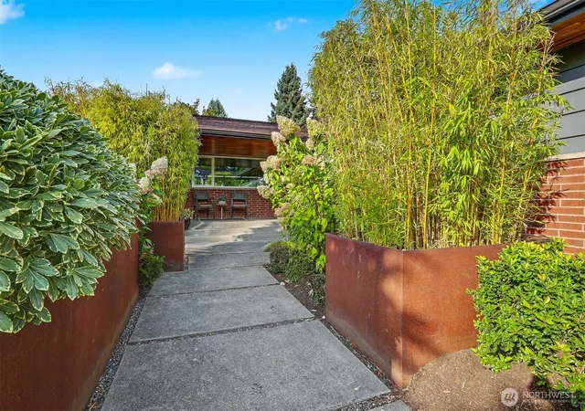 Photo 2 of Sale Pending at 4108 Ne 96th Street, Seattle, WA 98115 | MLS# NWM2579676 | Listing updated on 2026-09-25