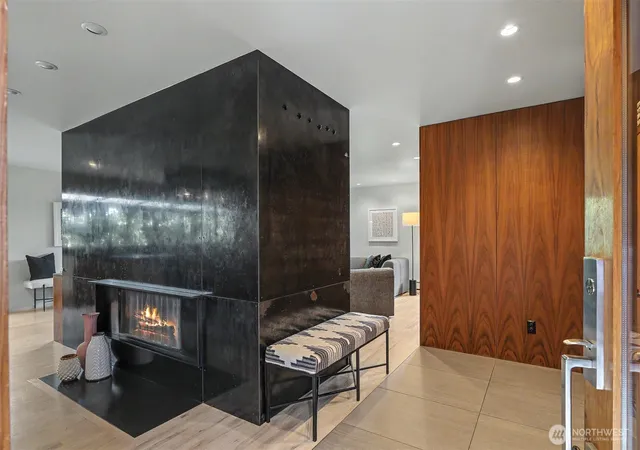 Photo 4 of Sale Pending at 4108 NE 96th Street, Seattle, WA 98115 | MLS# NWM2579676 | Listing updated on 2026-09-25